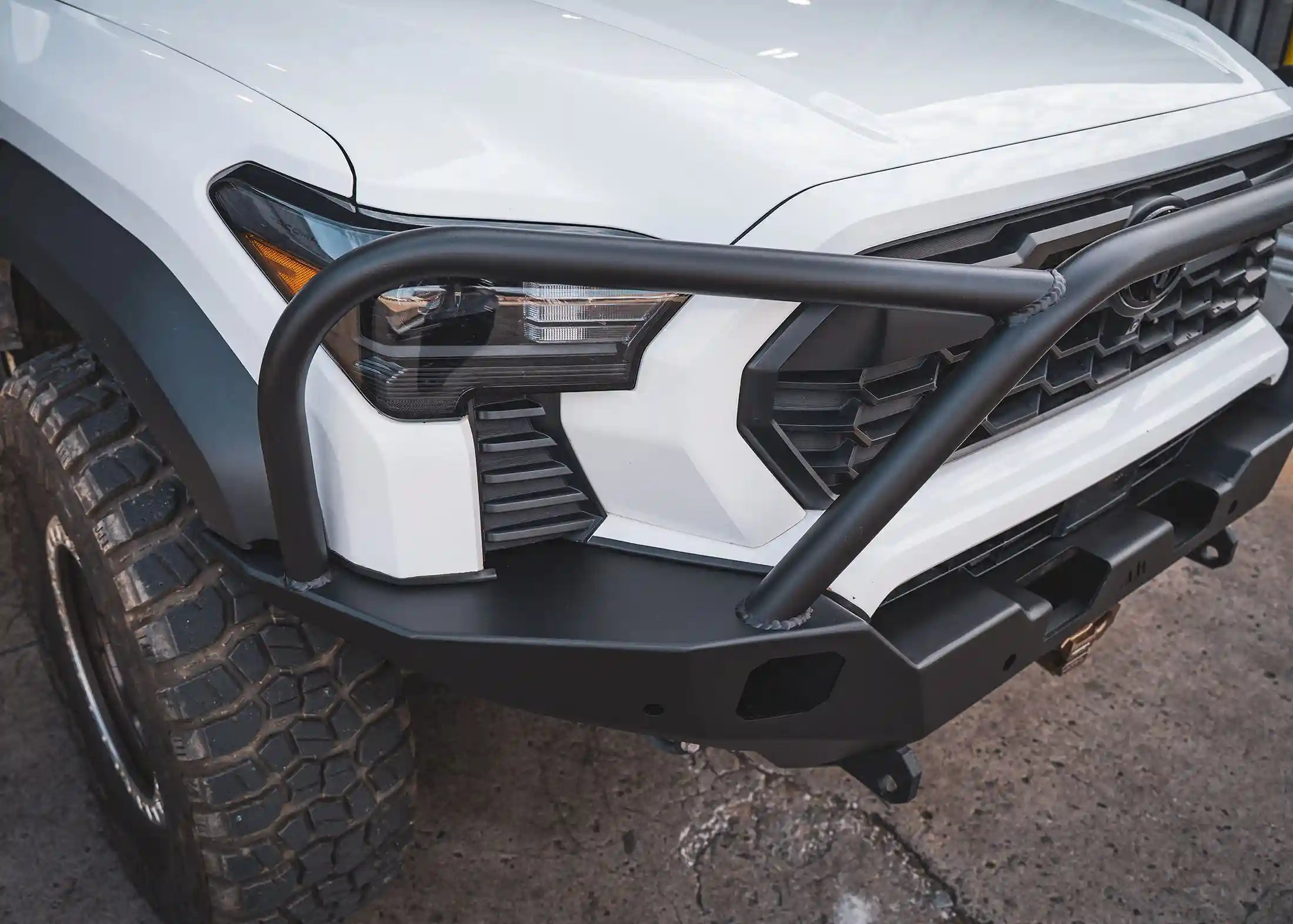 Hi-Lite Overland Toyota Tacoma Front Bumper 4th Gen (2024-2026) [Bull Bar]