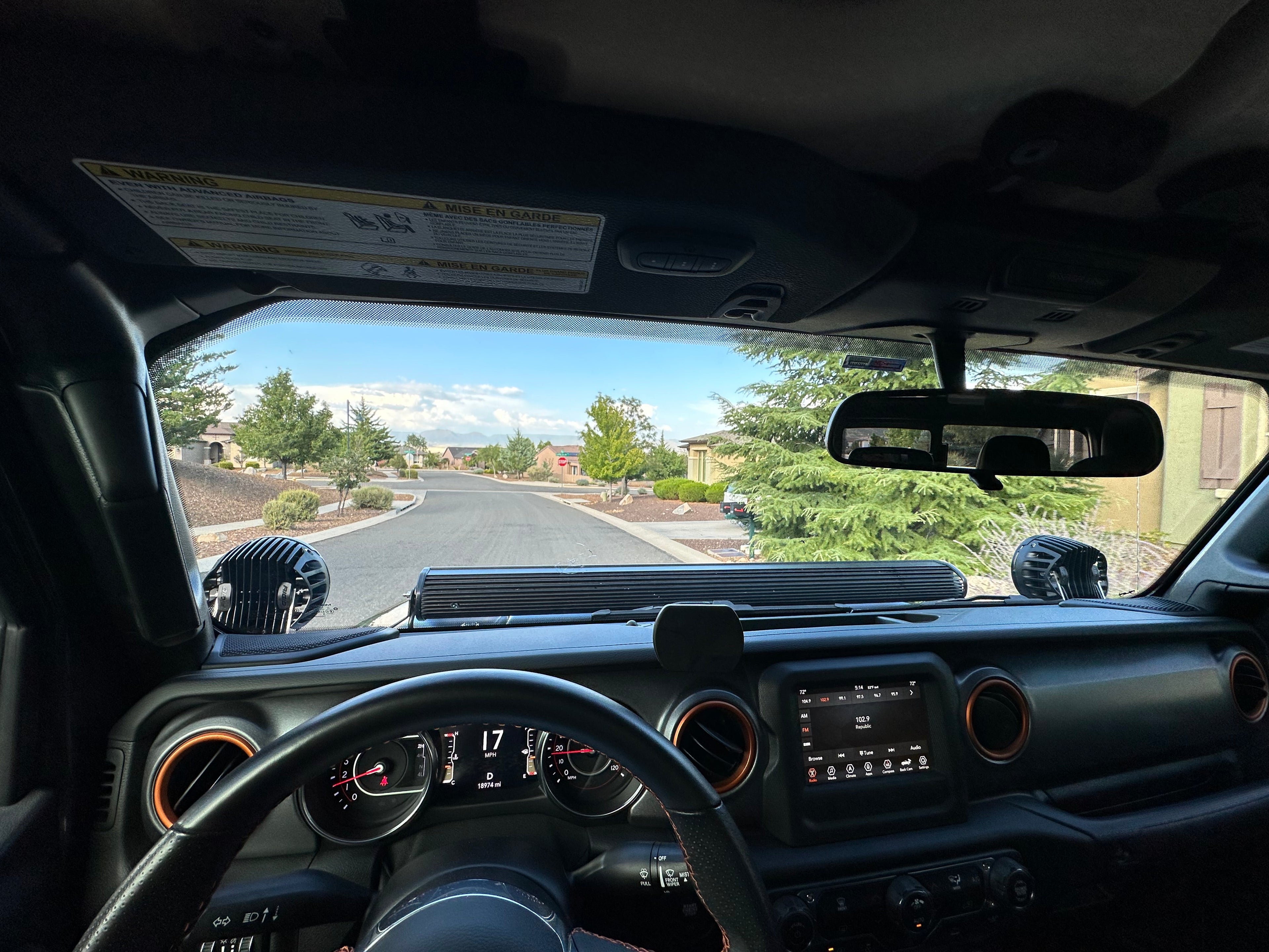 JL-JT 40in 392 & MOJAVE HOOD LIGHT MOUNT