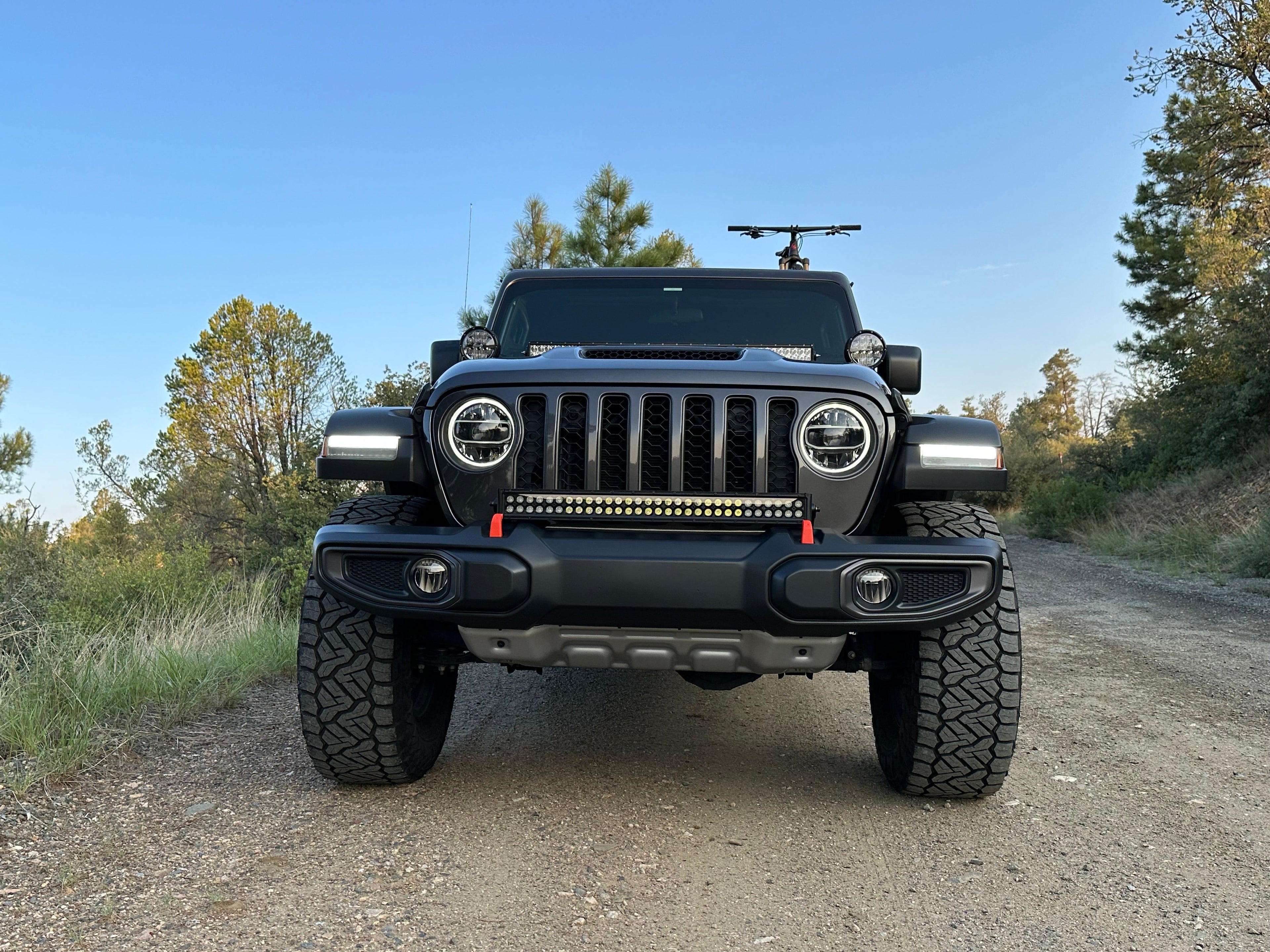 JL-JT 40in 392 & MOJAVE HOOD LIGHT MOUNT