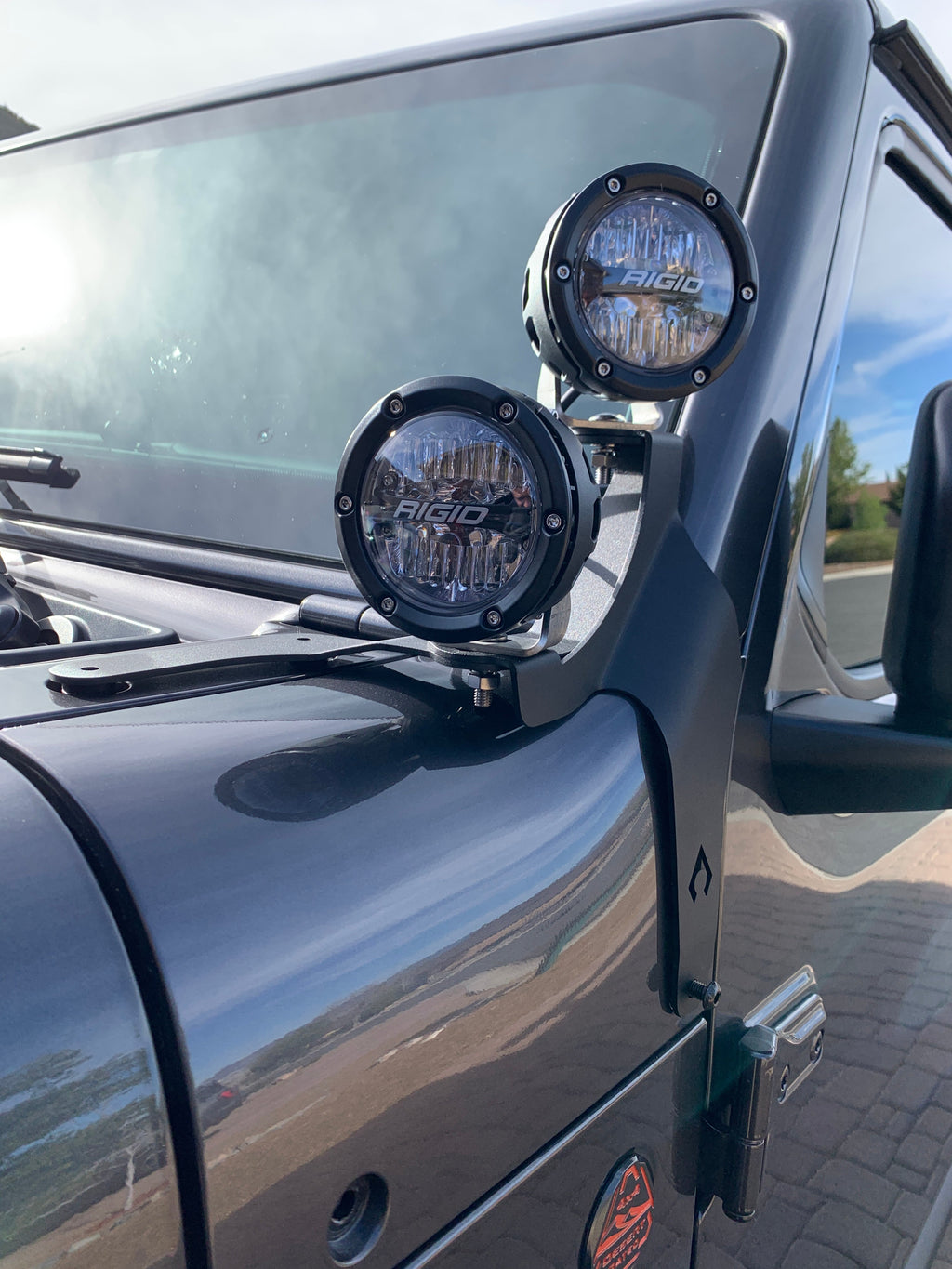 JL-JT 392 MOJAVE A-Pillar Dual Surface Light Mount