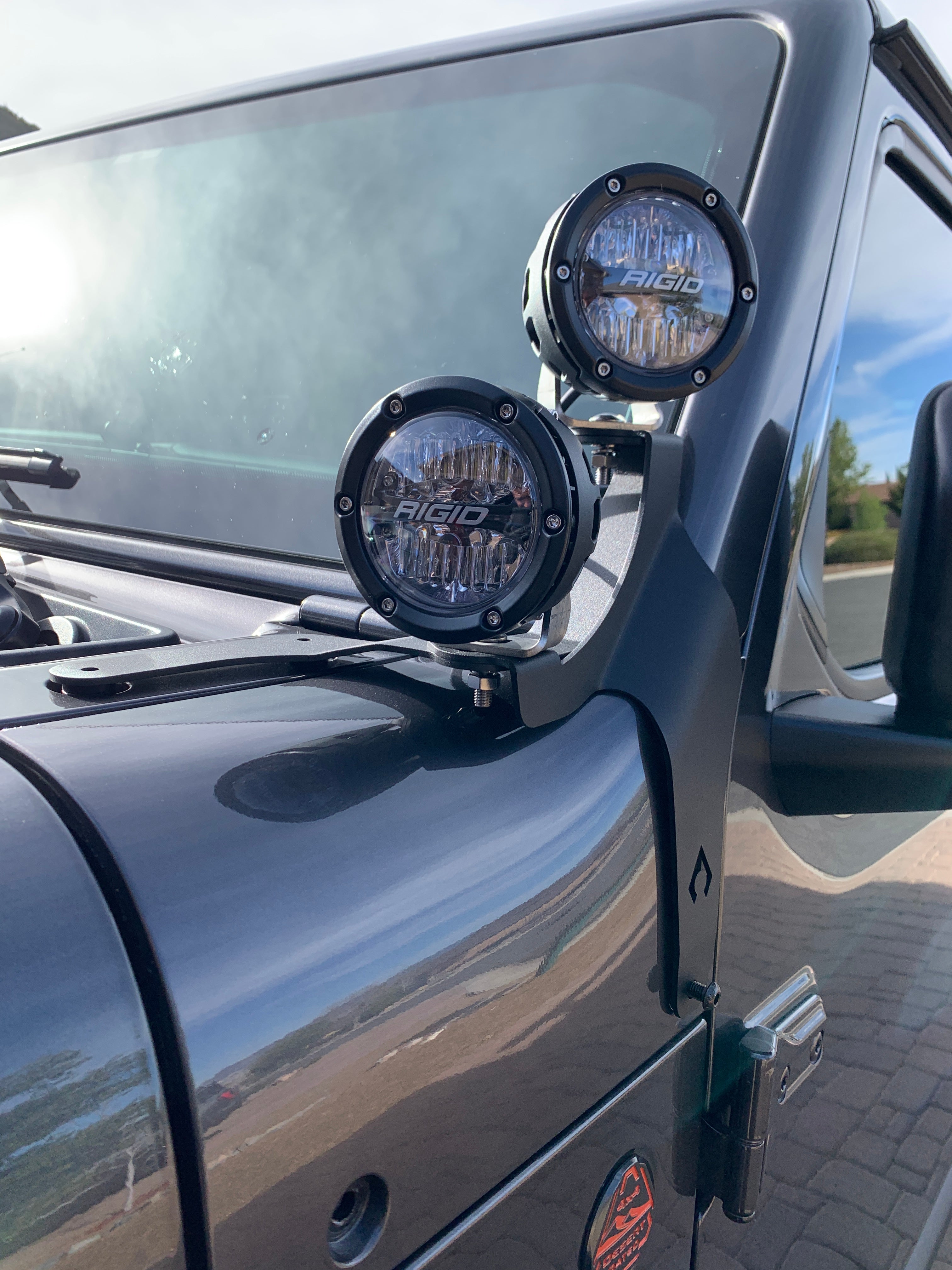 JL-JT 392 MOJAVE A-Pillar Dual Surface Light Mount