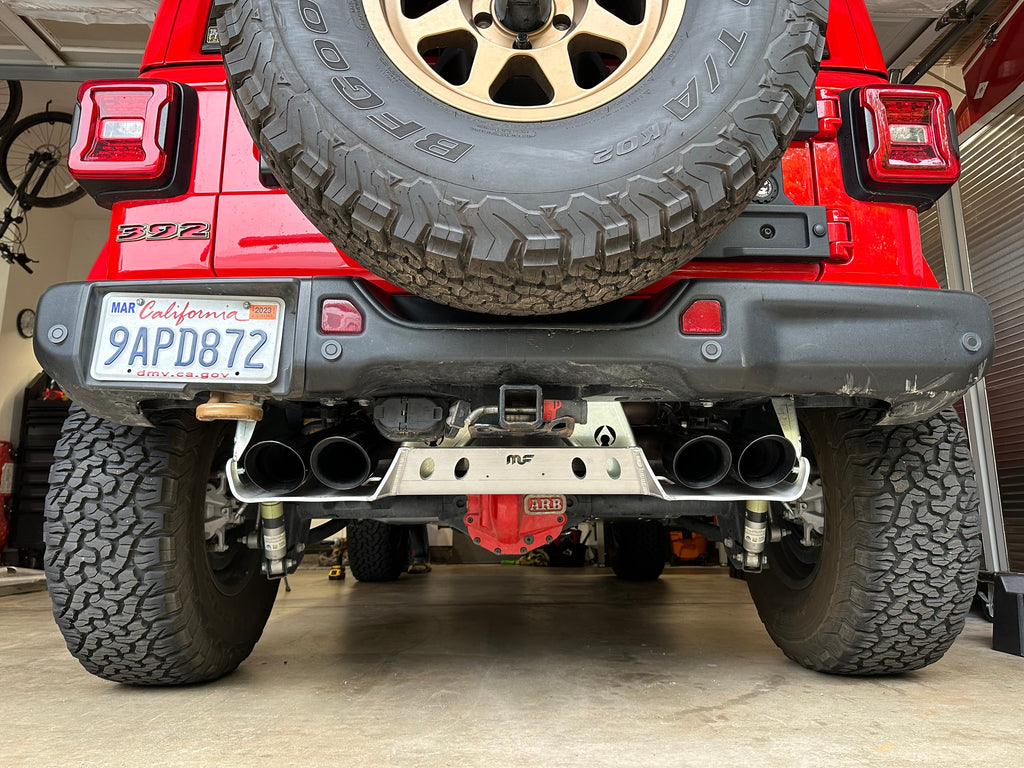 JLU MAGNAFLOW MUFFLER &amp; TIP SKID - 4 door 392 HEMI ALUMINUM