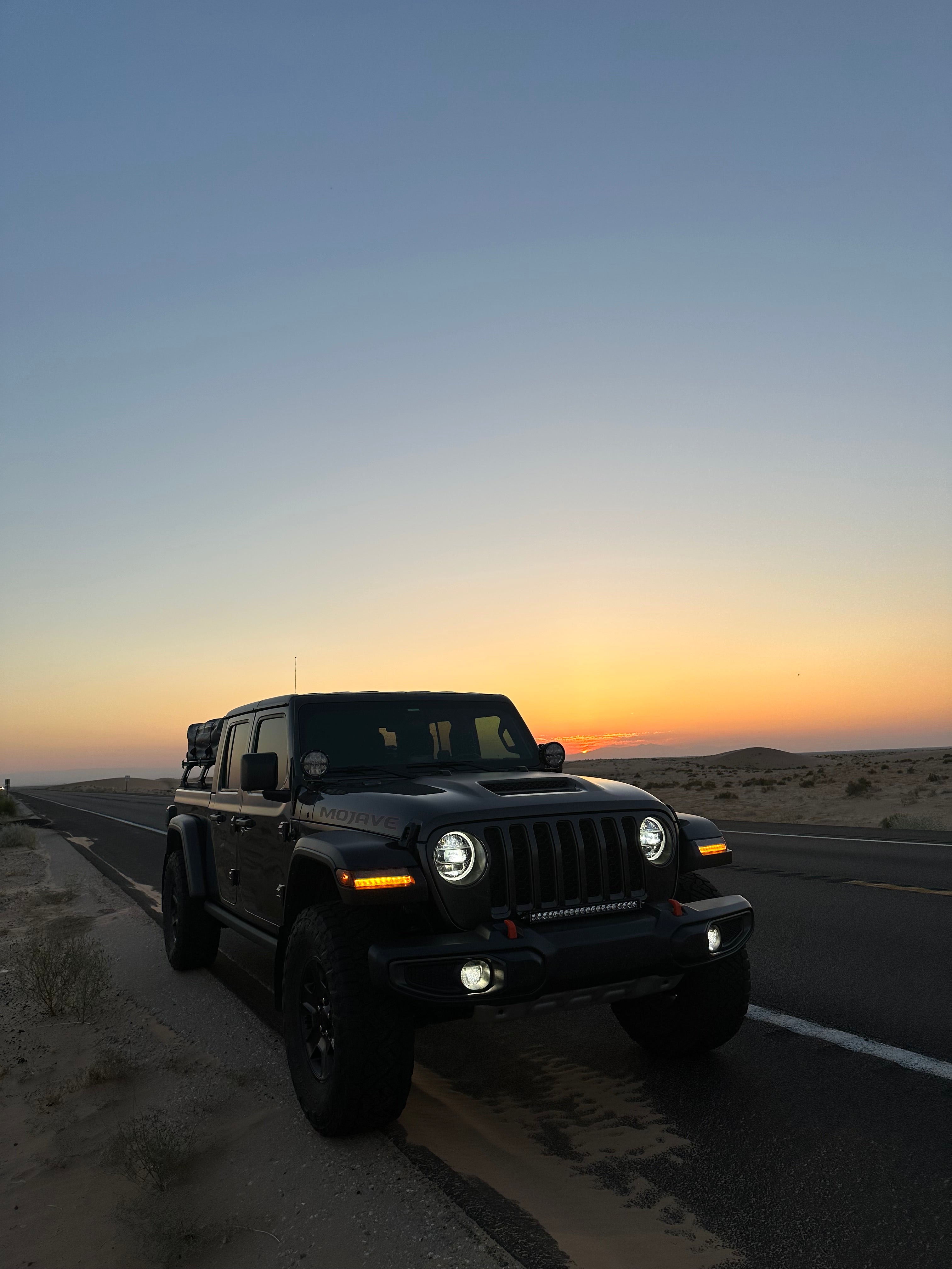 JL-JT 392 MOJAVE A-Pillar Single Surface Light Mount