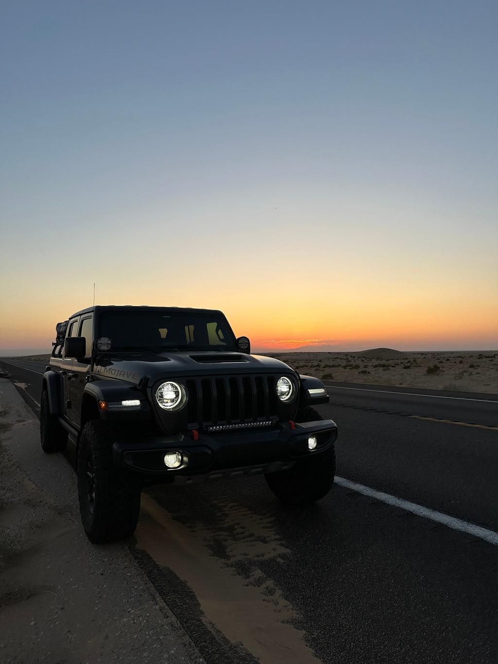 JL-JT 392 MOJAVE A-Pillar Single Surface Light Mount