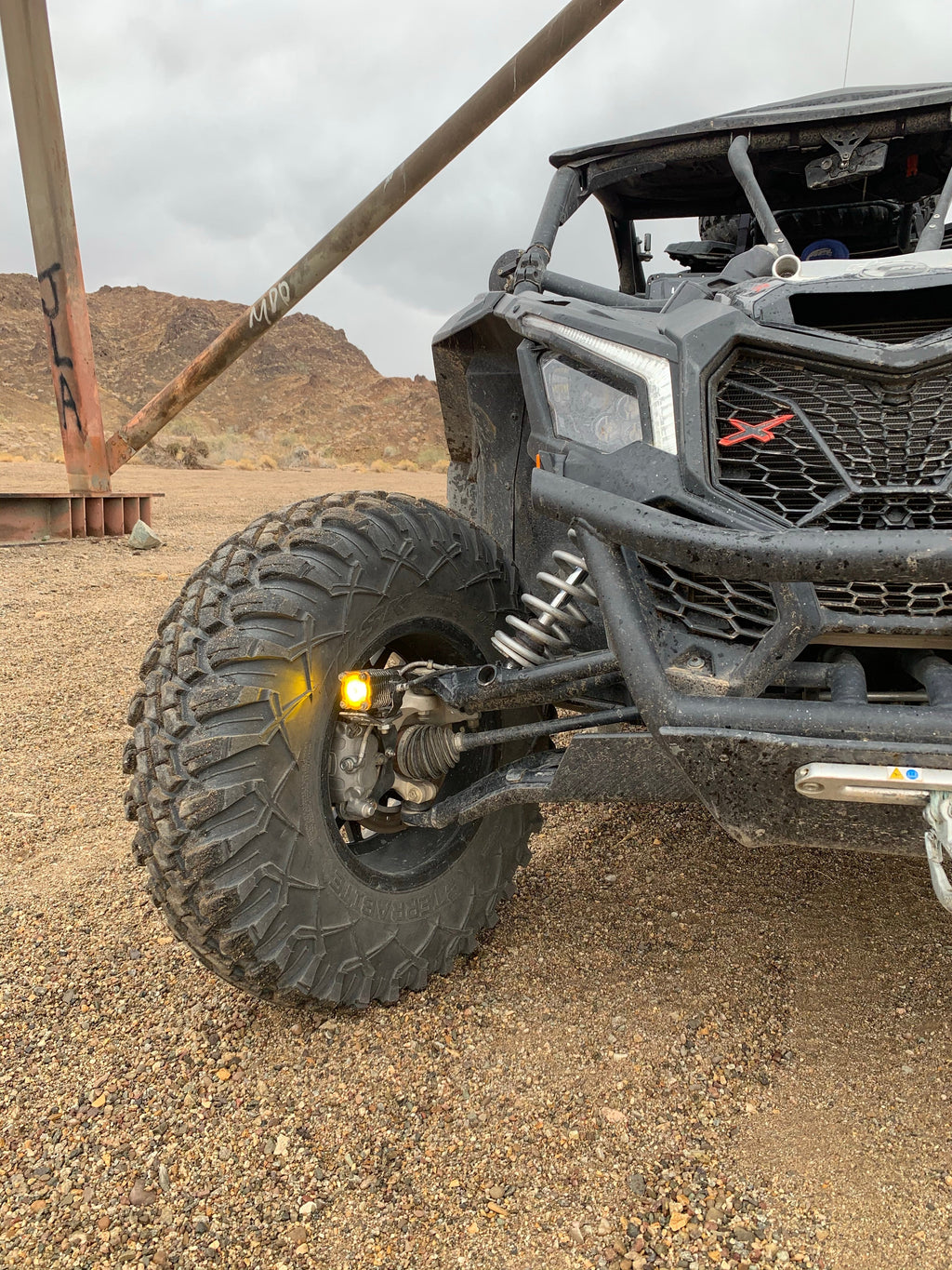 Can Am Maverick X3 Steerable Knuckle Pod Light Mounts (2017-2022)